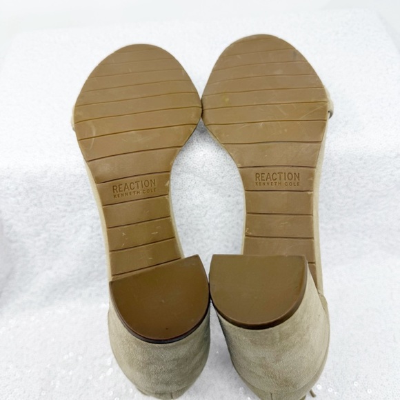 Kenneth Cole Reaction Women’s Lolita Strappy Heeled Sandal size 9 beige - Picture 10 of 15